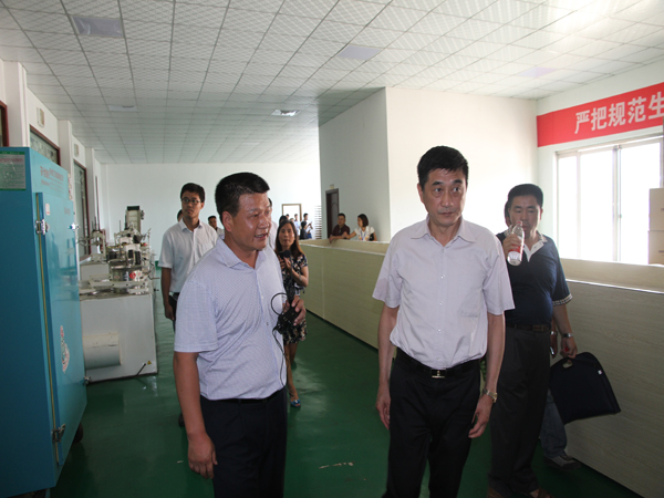 教育部高等學校教學指導委員會茶學學科組一行蒞臨廣義茶印象園調(diào)研參觀